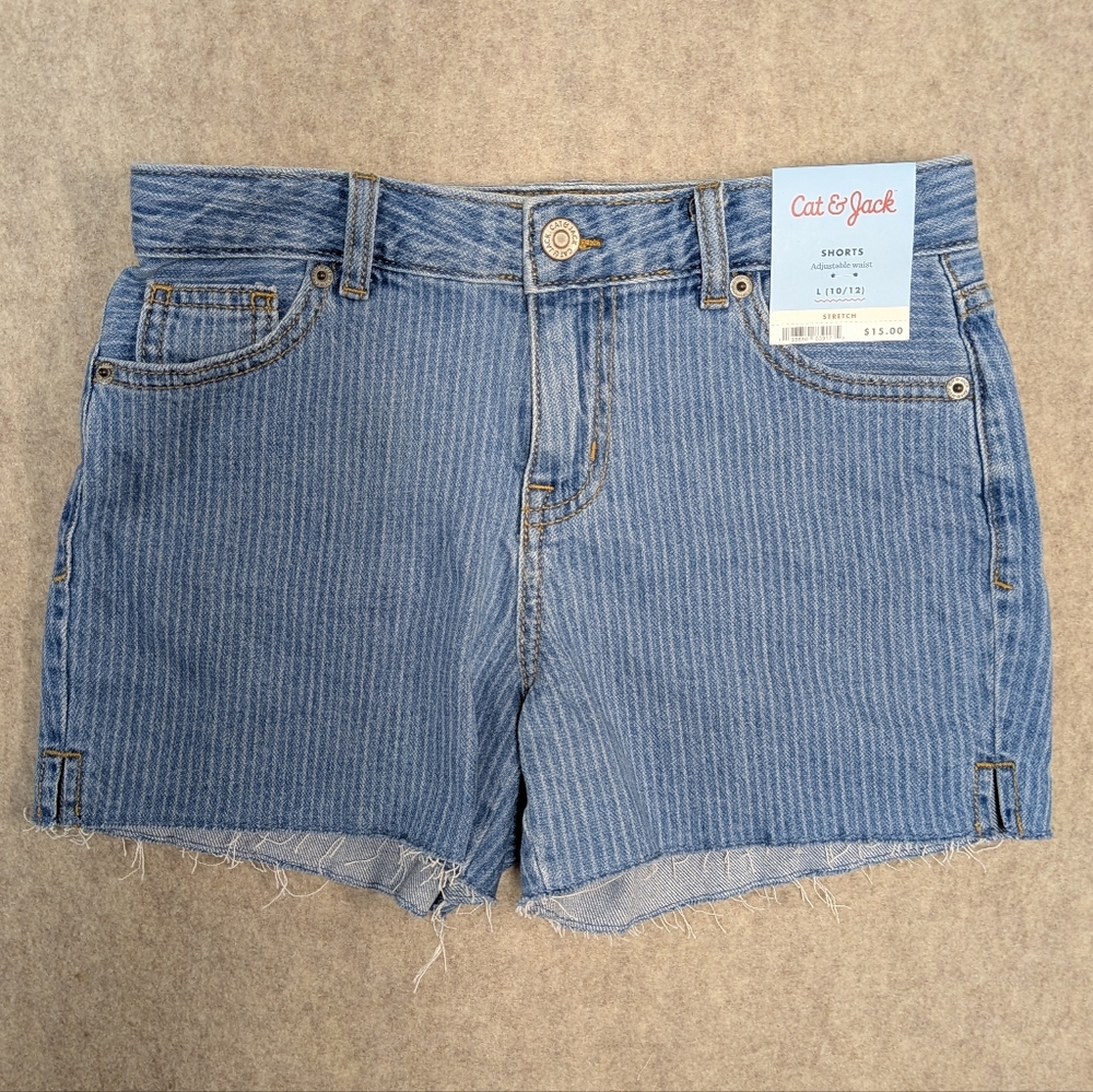*NWT* Cat & Jack Striped Denim Shorts Size Girl's Large (10-12)